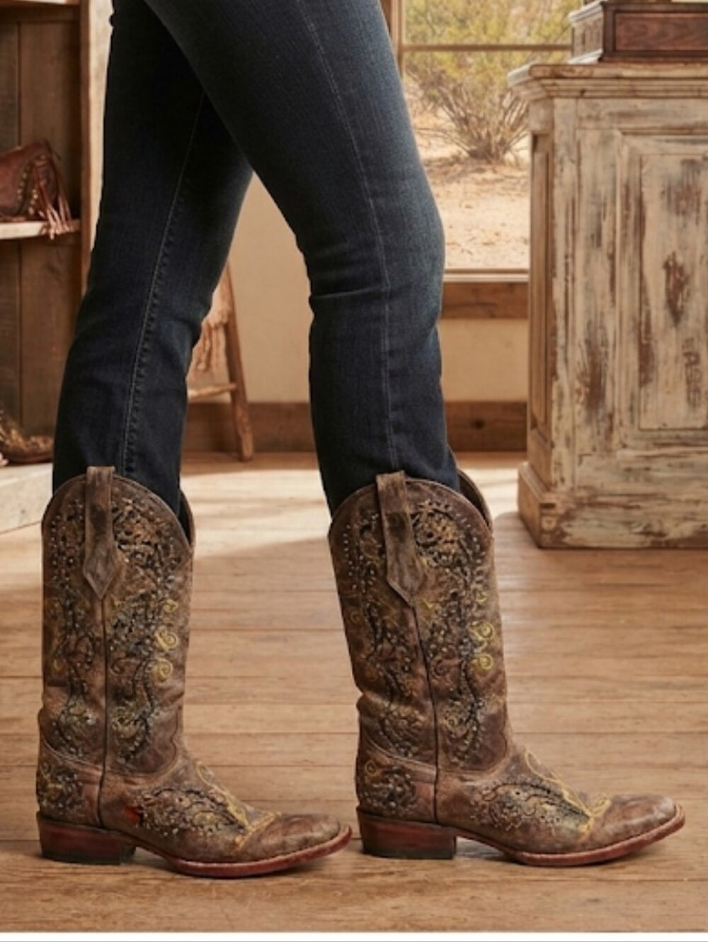 Ferrini Women 8049352 Embroidered Western Cowbiy Boots Shoes Sz 8.5B